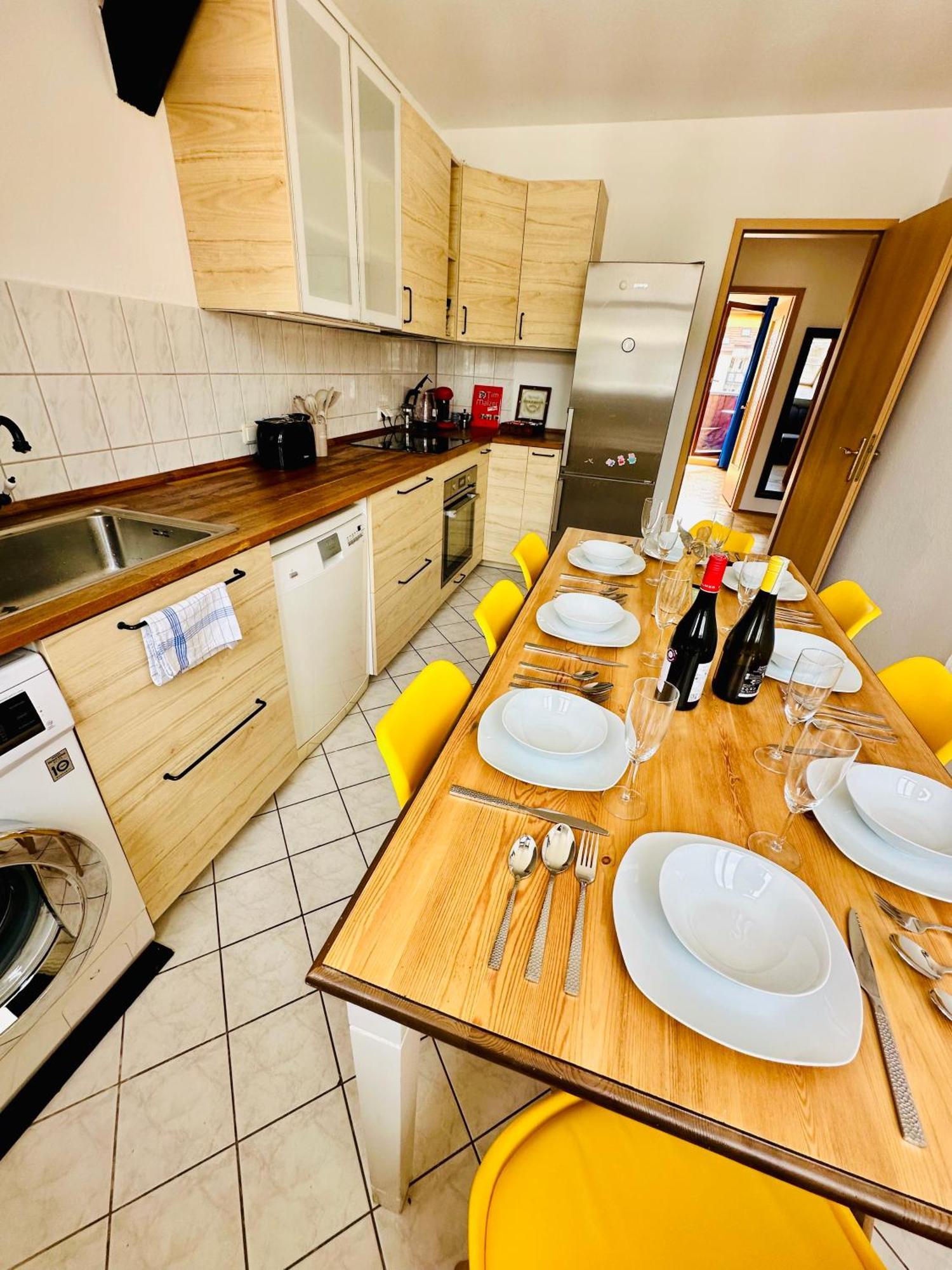 Massive Karli Loft - Over 130 Meters Floor Space - Home Theater Room - 4 Private Sleeping Areas - Best Location In Leipzig Exterior foto